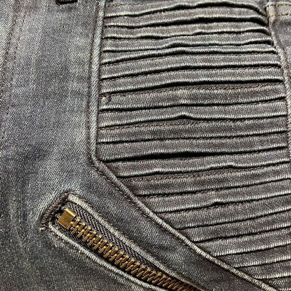 Express High Rise Denim Legging  - Picture 5 of 7